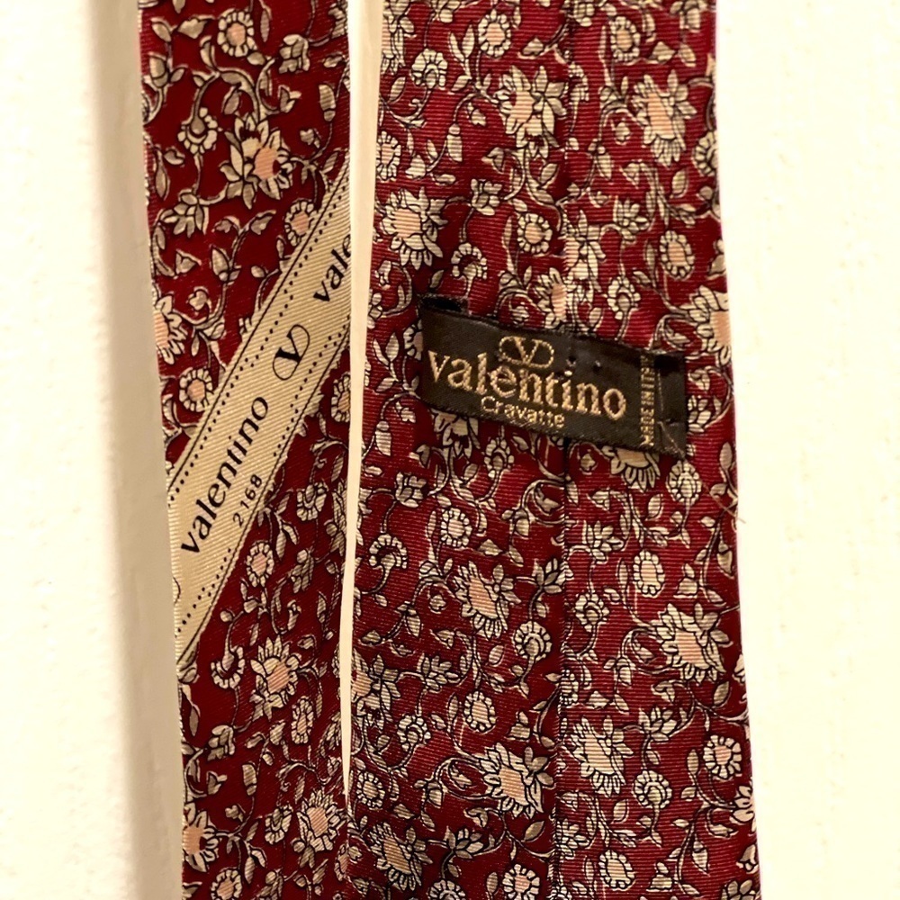 VALENTINO FLORAL NECKTIE